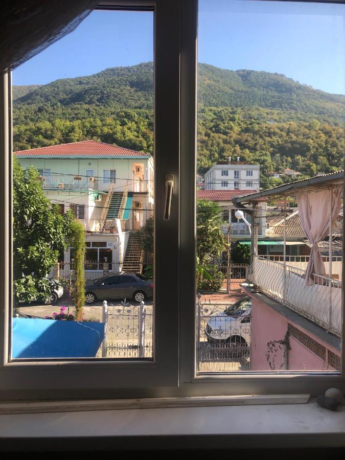 Зеленый Дворик Gagra Exterior foto