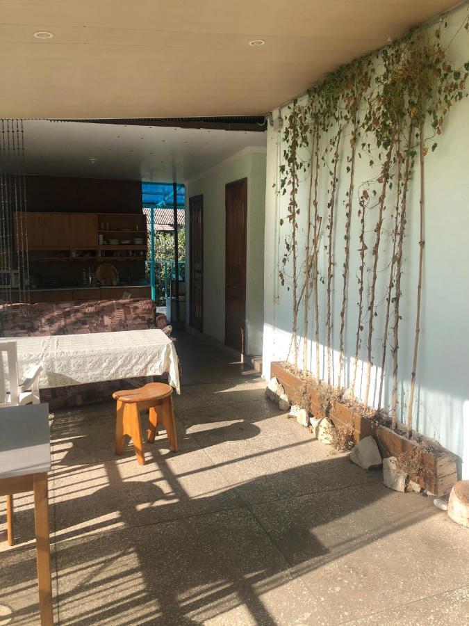 Зеленый Дворик Gagra Exterior foto